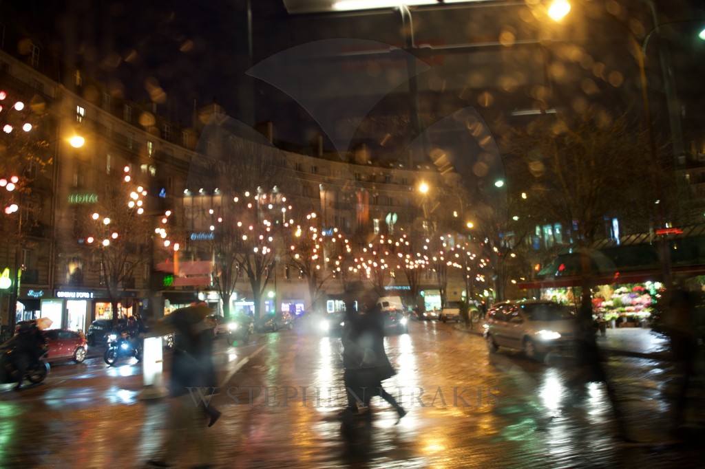 PARIS STREETS IN THE RAIN