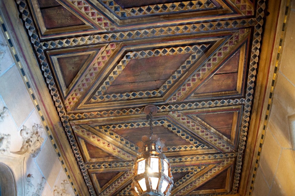 HALL CEILING