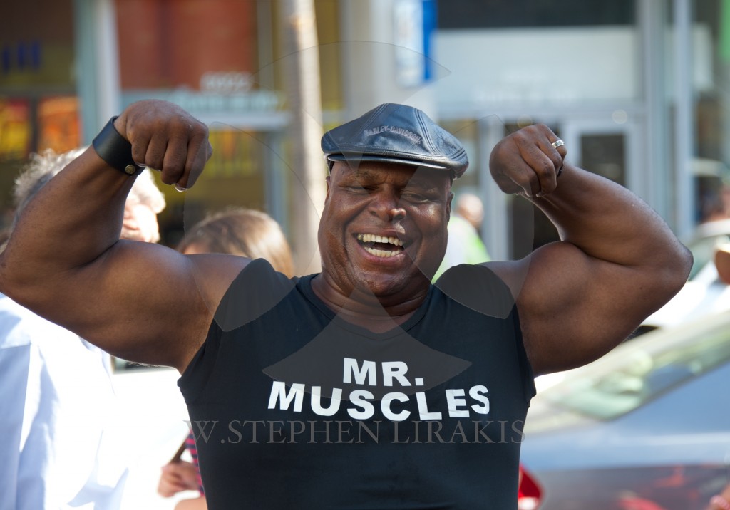 MR. MUSCLE IS HERE
